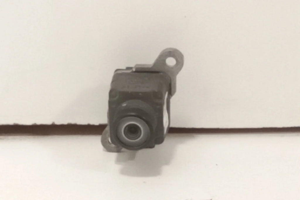 Pre-Owned 2013-2017 Dodge Ram 1500 Rear View Camera Sizeensor OEM (Good)