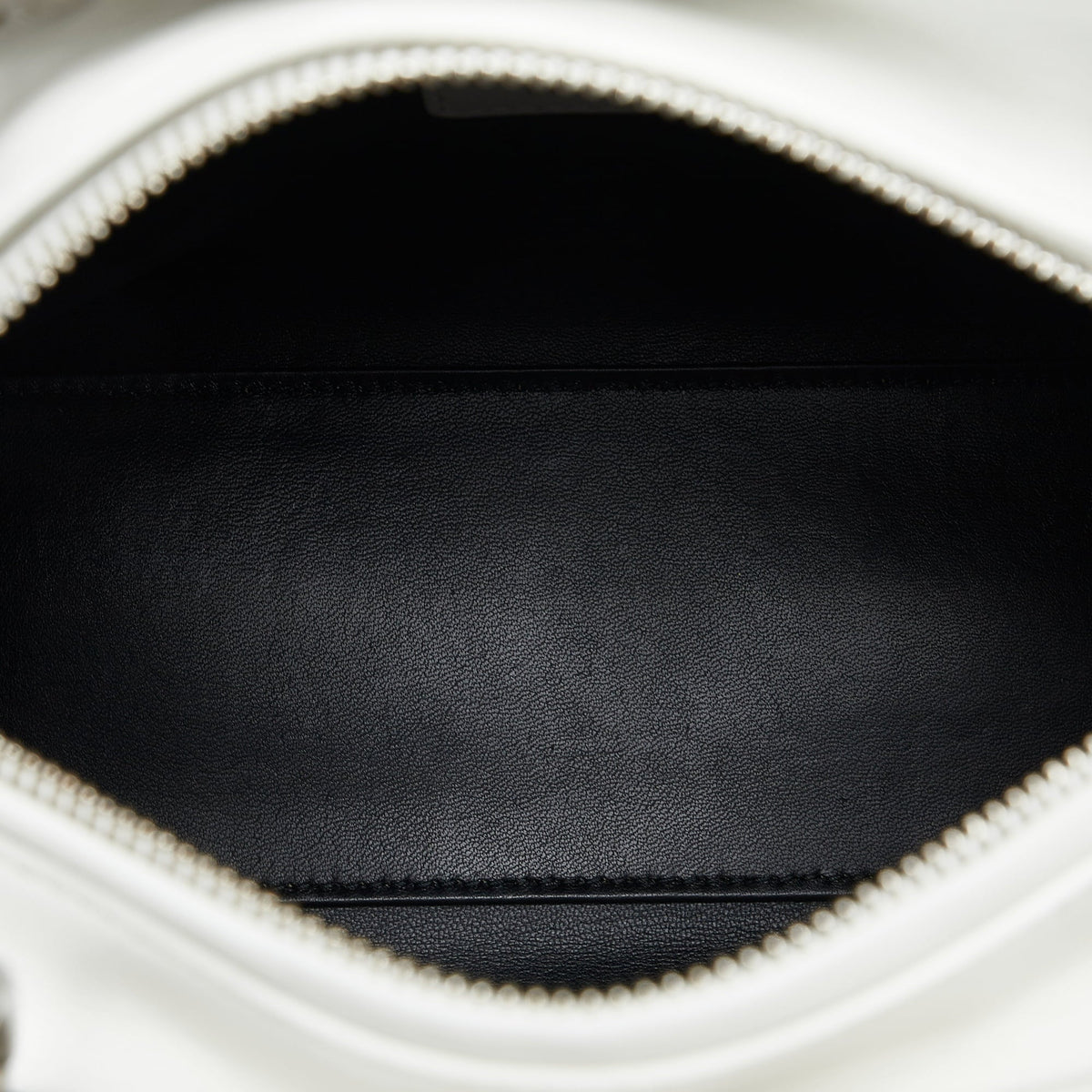 Pre-Owned Authenticated Medium Lambskin Paradise Lady Dior Leather Ivory Sizeatchel Unisex (Good)