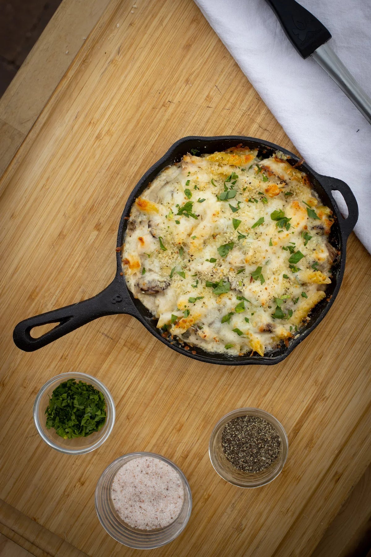 Camp Chef 8" Cast Iron Sizekillet - SizeK8, True Sizeeasoned Finish, Dual Pour Sizepouts