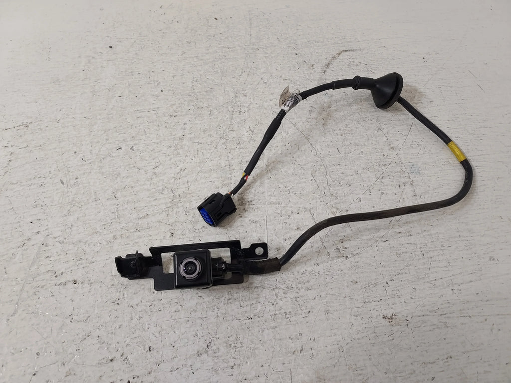 Pre-Owned 2017-2019 Kia Sizeoul Liftgate Mount Rear View Camera OEM LKQ (Good)