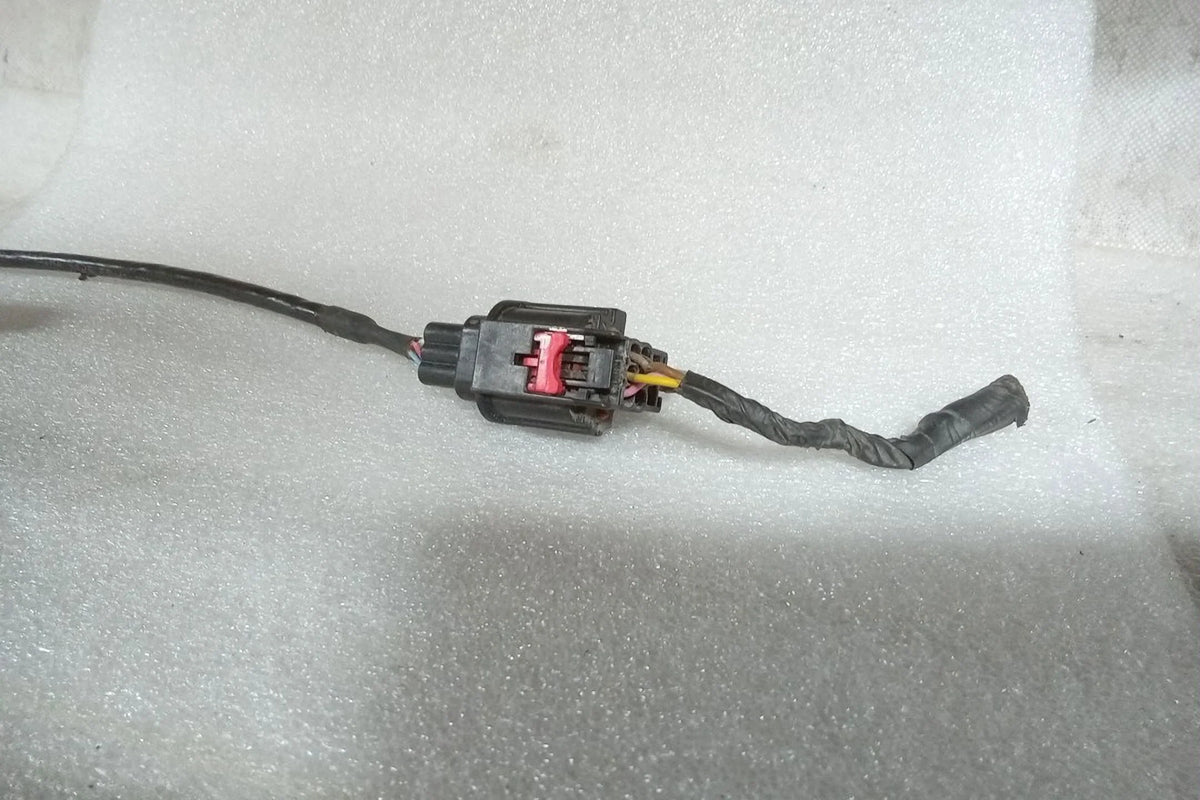 Pre-Owned 2013 Jeep Grand Cherokee Gate Mounted Rear View Camera 56054059AD OEM LKQ (Good)